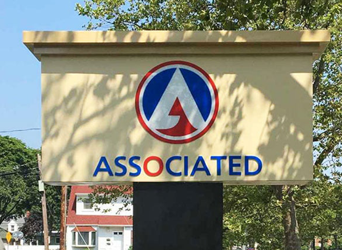 pylon signs